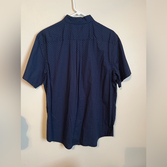 New Without Tag | Old Navy Men’s Short Sleeve Polka Dot Button Down - Picture 4 of 4